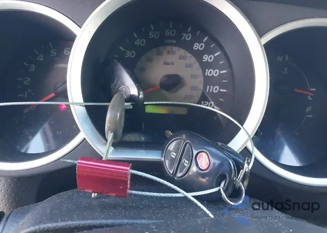 2005 Toyota Tacoma Base V6 from USA, damaged, VIN 5TEMU52NX5Z071743